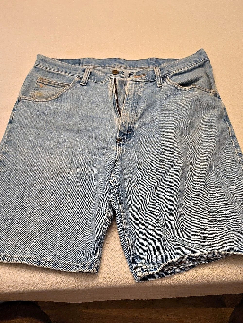 Wrangler Relaxed Fit 966WISM Men's Denim Jean Shorts Waist 34